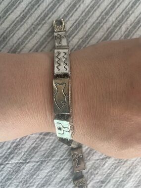 Retro Artisan Silver Tone Symbolic Hieroglyphic Story Teller Panel Bracelet #780